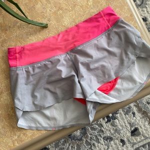 Lululemon speed shorts 💗 Size 4